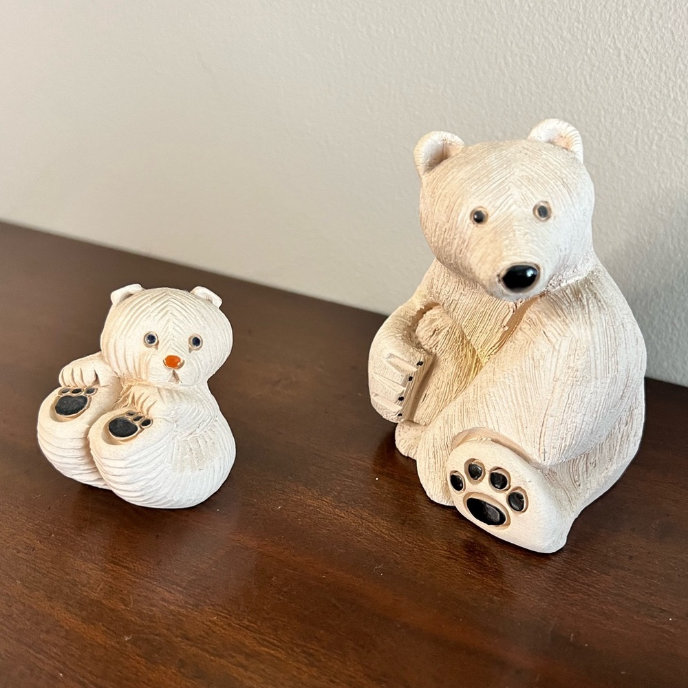 Vintage Artesania Rinconada Polar Bears Mother & Baby figurines
